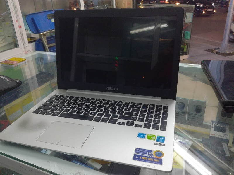 Laptop Asus cũ S551LN